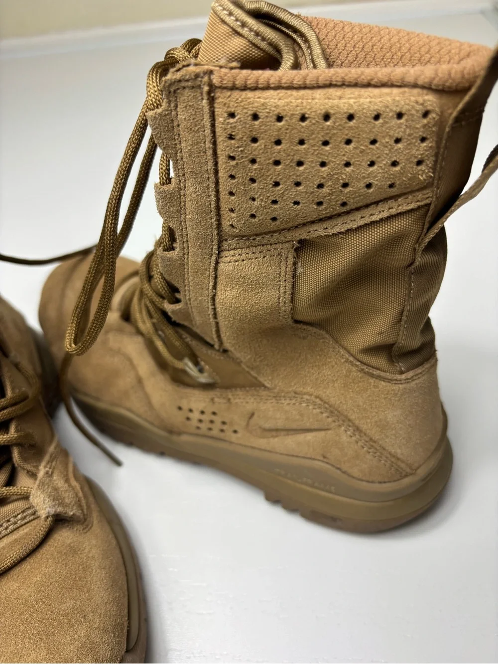 Nike high top